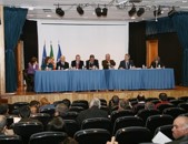 Assembleia Municipal solidária com povo madeirense