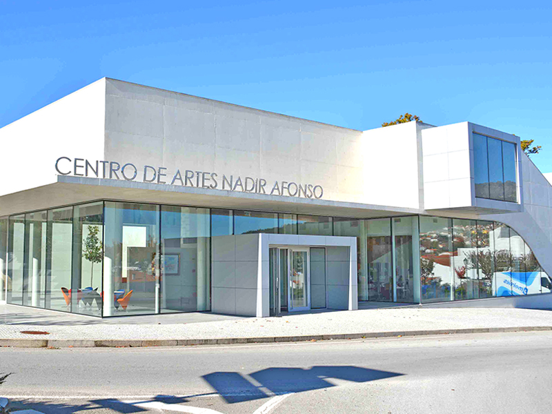 Navegar pelo Turismo, Cultura e Património de Boticas – Centro de Artes Nadir Afonso