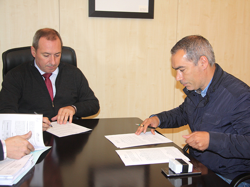 Assinatura dos contratos para execução do Centro de Observação da Natureza do Barroso e do Complexo Desportivo de Boticas 
