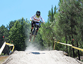 Trofu Downhill 2016 com grande participao