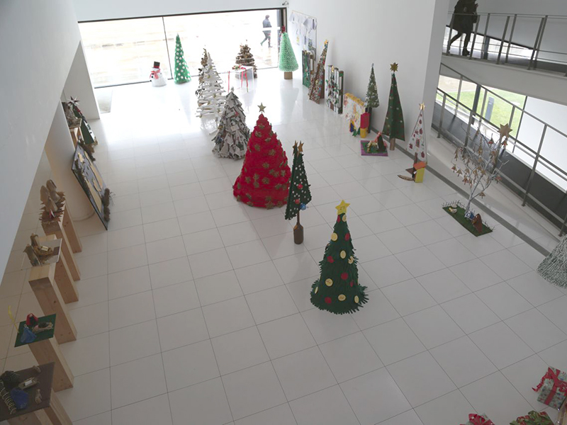 Exposio de Prespios e rvores de Natal