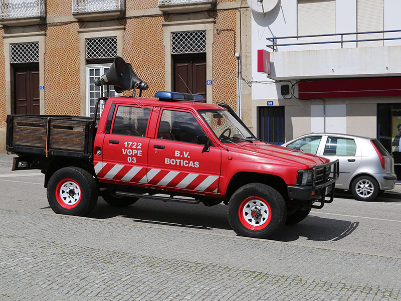 Cmara apela ao isolamento social com viatura dos Bombeiros que percorre todo o Concelho