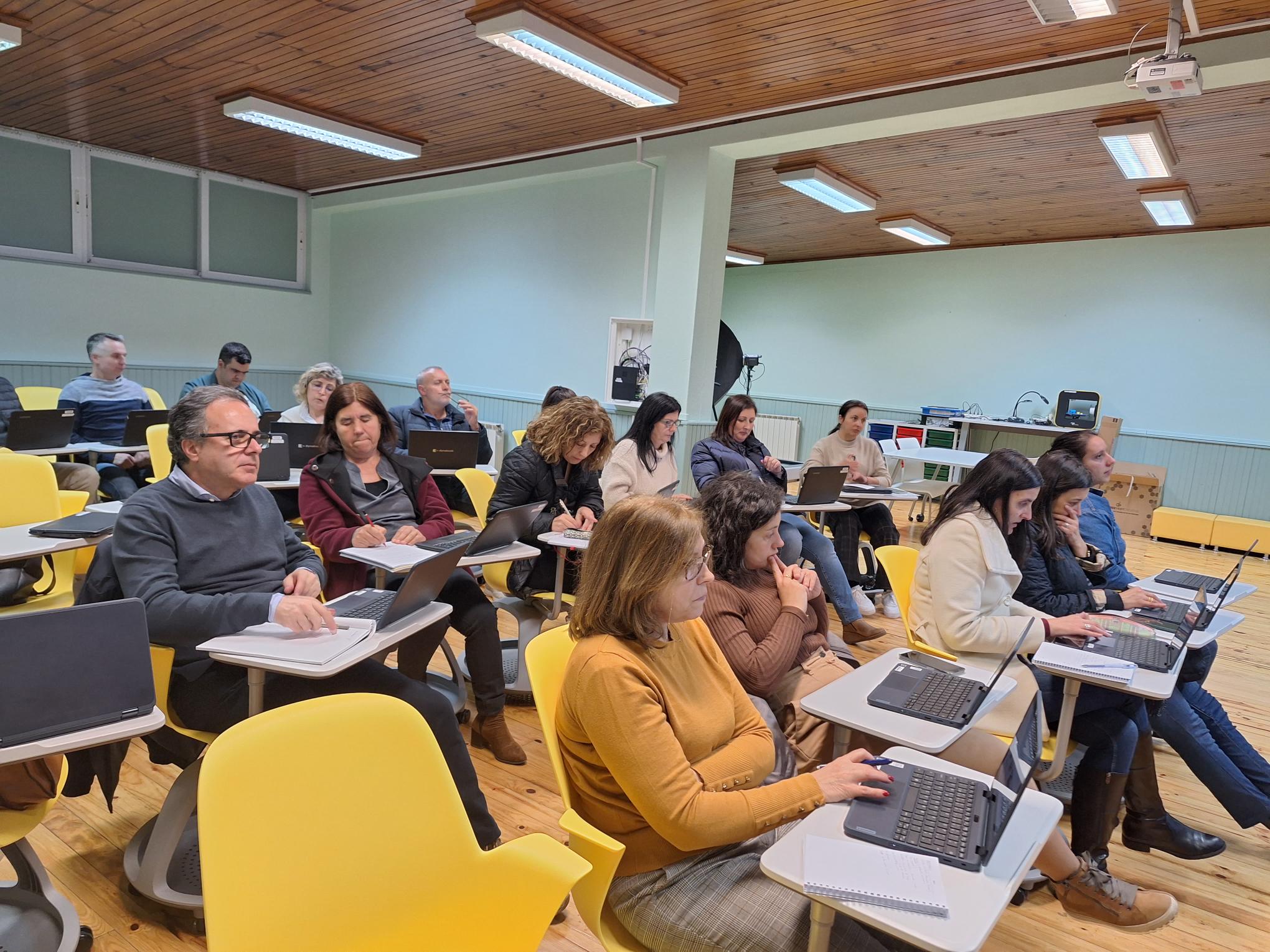 Ao de formao sobre a Escola Virtual para os professores do Agrupamento de Escolas Gomes Monteiro
