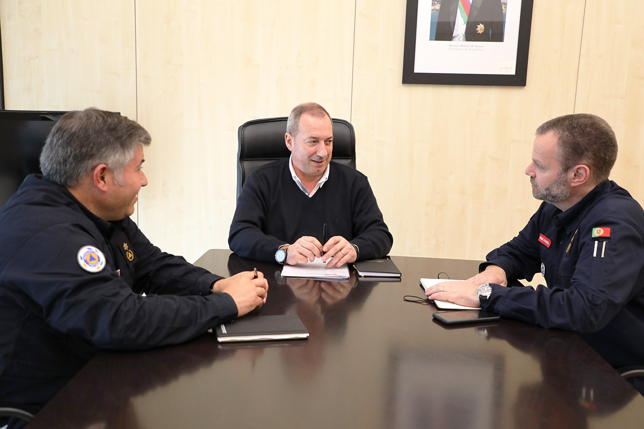 Presidente da Cmara recebeu Comandantes Operacionais Distritais da Proteo Civil