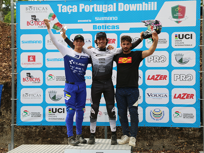 Pau Menoyo e Margarida Bandeira venceram quarta prova da Taça de Portugal de Downhill em Boticas
