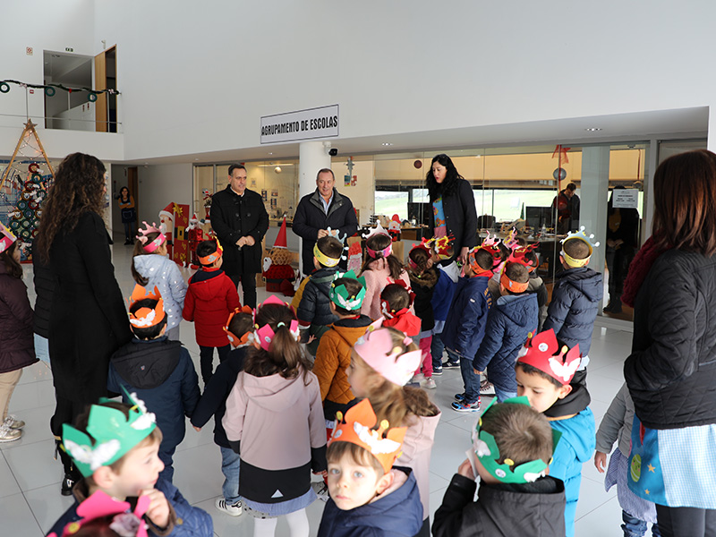 Crianças cumpriram a tradição e cantaram os Reis na Câmara Municipal de Boticas