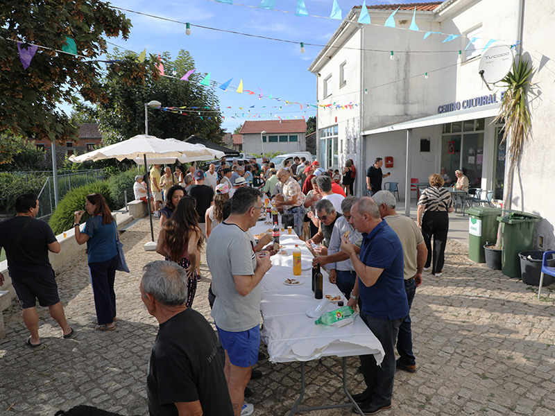 Associao do Centro Cultural e Recreativo de Bea promoveu lanche-convvio