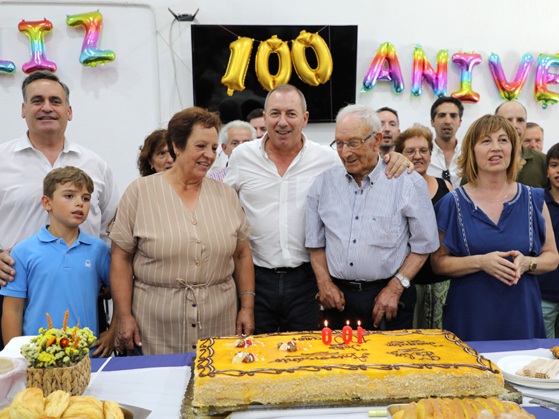 Covas do Barroso em festa para assinalar o 100 Aniversrio de Joaquim Joo