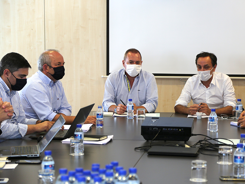 Reunio em Boticas sobre as travessias no Tmega que iro ser afetadas pela construo da barragem do Alto Tmega