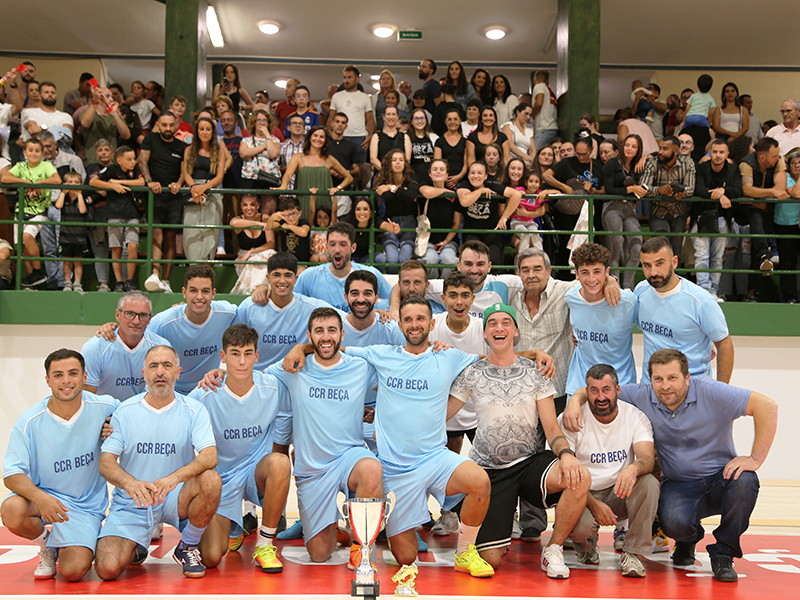 Equipa CCR Bea sagrou-se campe do Torneio Concelhio de Futsal Masculino