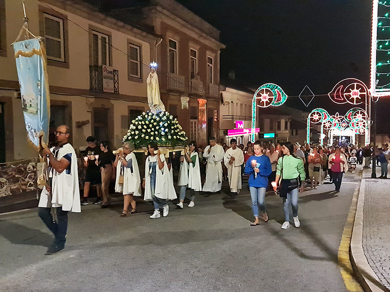 Eucaristia e Procisso em honra de Nossa Senhora de Ftima