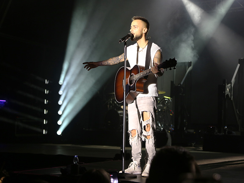 Milhares de pessoas assistiram ao concerto do Diogo Piarra no Festival da Juventude