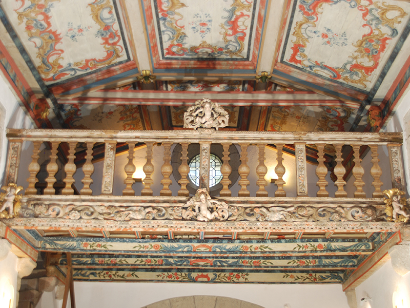 Restauro das pinturas da Igreja Românica de Covas do Barroso