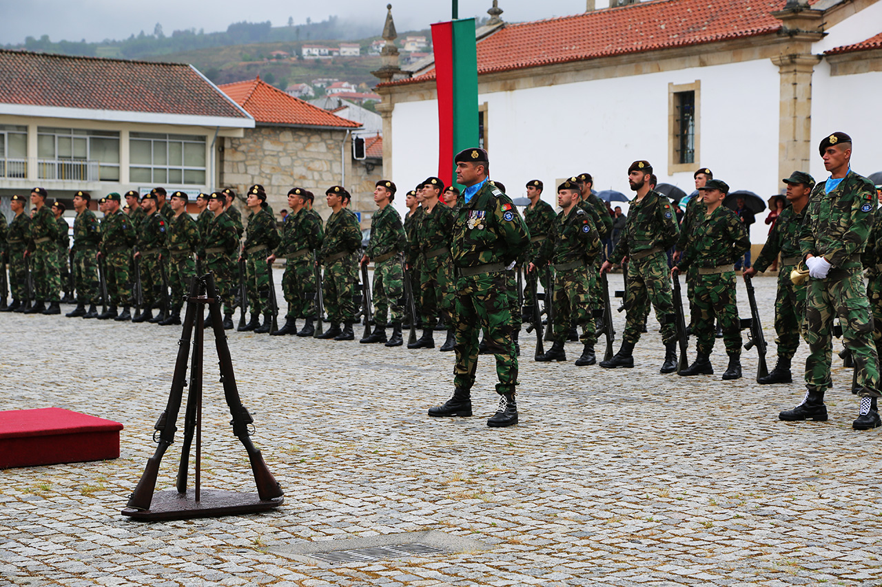 Juramento de Bandeira do RI 19 em Boticas