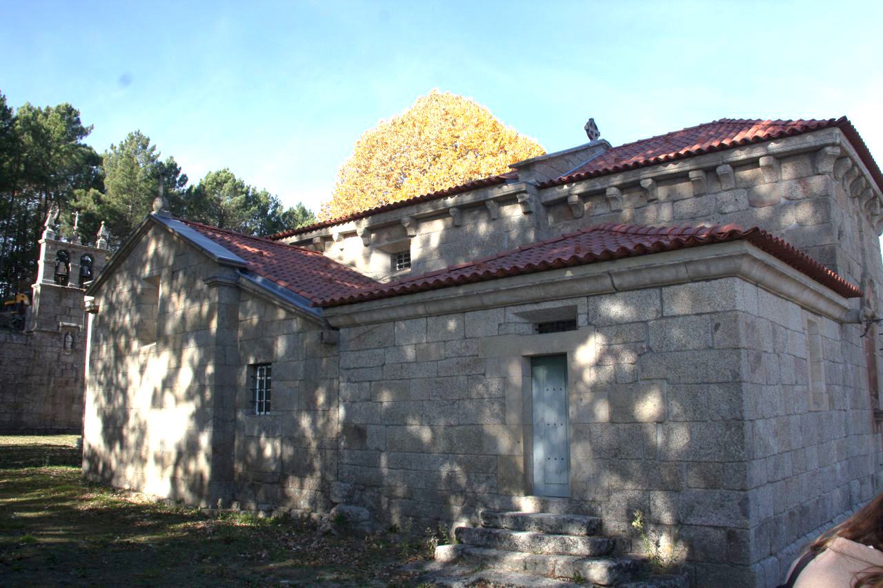 Restauro da Igreja Romnica de Covas do Barroso 