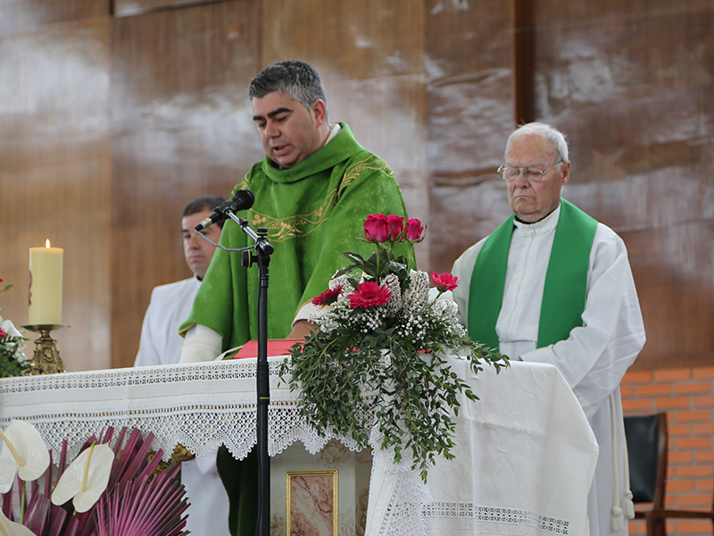 Cerimnias religiosas retomadas no final de maio