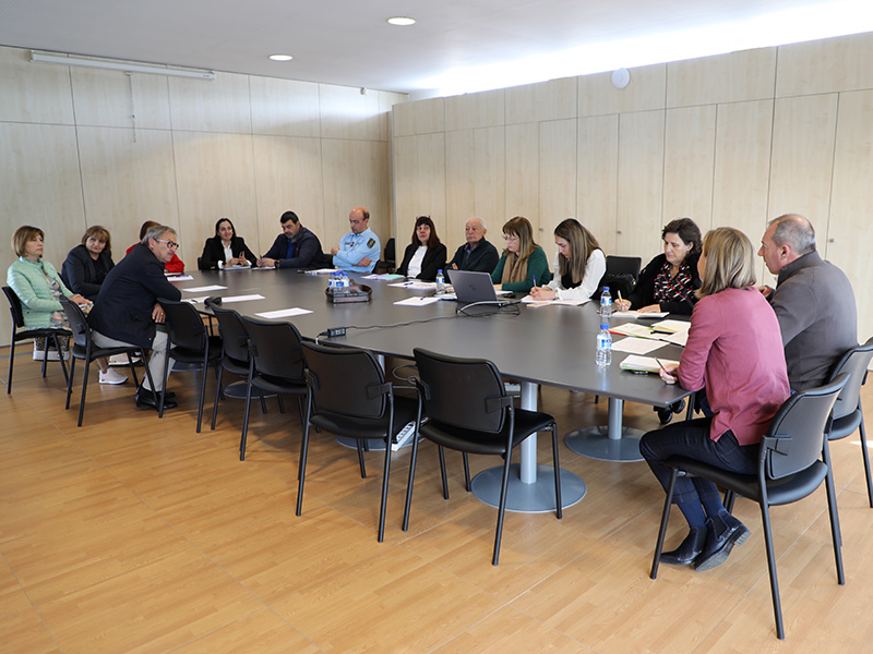 Presidente da Cmara presidiu reunio do Conselho Municipal de Educao