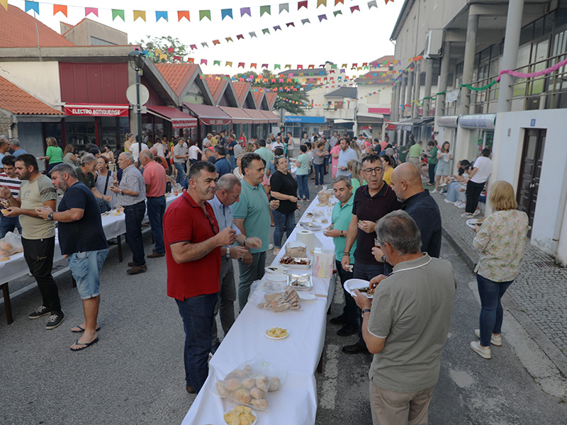 Comerciantes da Rua do Mercado festejaram o So Joo