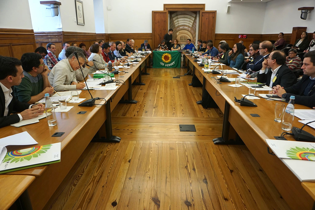 Presidente da Câmara sensibilizou deputados na Assembleia da República para a problemática da exploração de Lítio