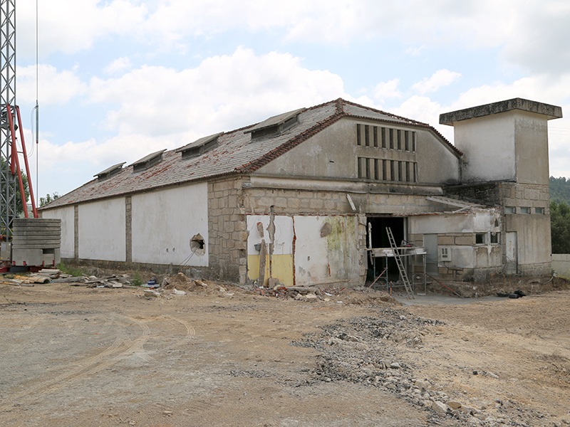 Obras de requalificao do Espao Intergeraes e Casa das Associaes