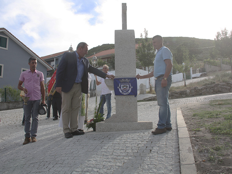 Inaugurao do Nicho do Sr. do Monte e da Senhora de Ftima em Nogueira