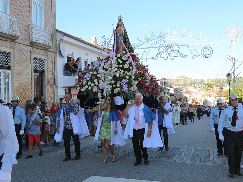 Procisso em Honra de Nossa Senhora da Livrao atraiu milhares de fiis a Boticas