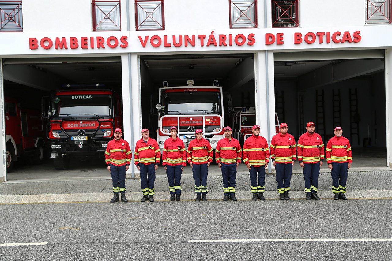 Bombeiros de Boticas associaram-se a iniciativa contra a Violncia Domstica