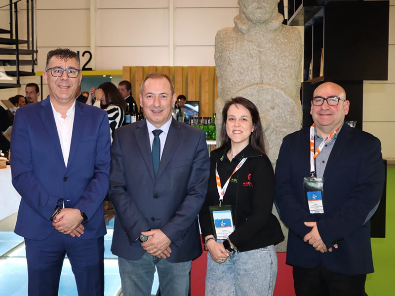 Presidente da Câmara visitou stand da CIMAT na Bolsa de Turismo de Lisboa