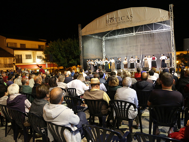 Rancho de Beça e grupo “Radical Show” abrilhantaram última “Quinta-feira Cultural”